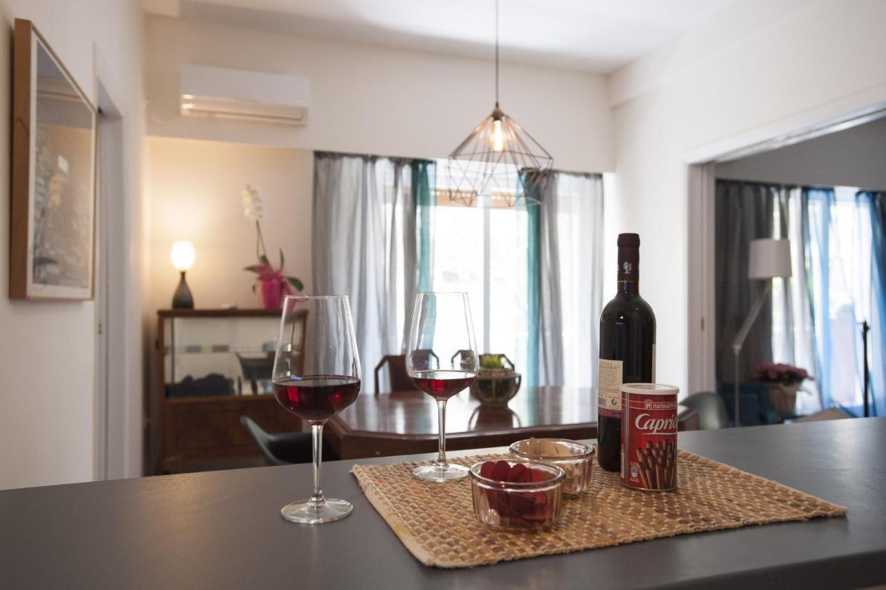 Modern-Vintage Apartment By Acropolis Museum Atenas Exterior foto