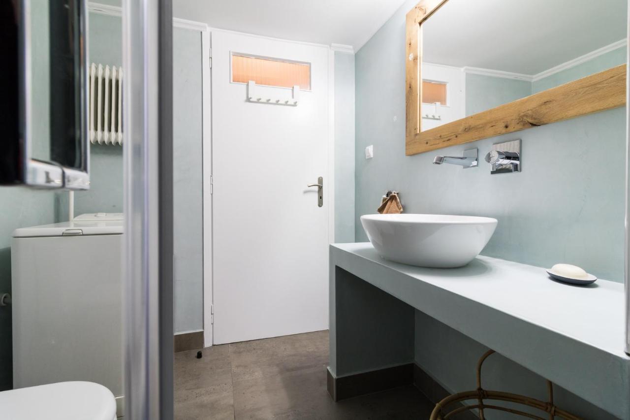Modern-Vintage Apartment By Acropolis Museum Atenas Exterior foto